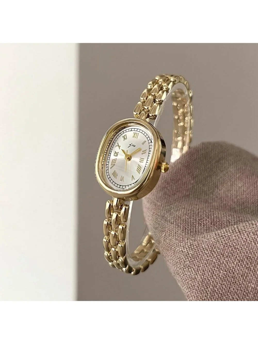 Women's Gold White Metal Link Band Bracelet Numeral Elegant Oval Analog Watch